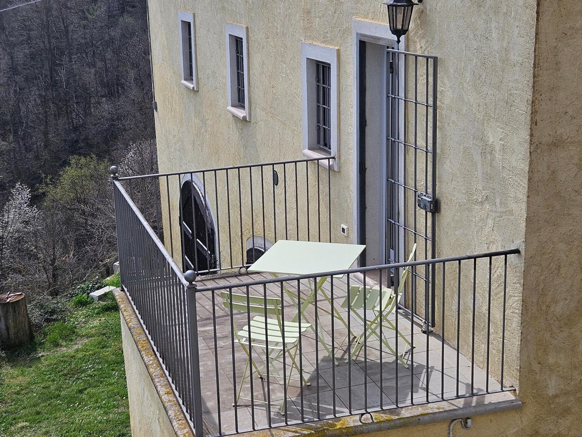 Casa Nel Verde Ca Dla Cola Mombasiglio Екстер'єр фото